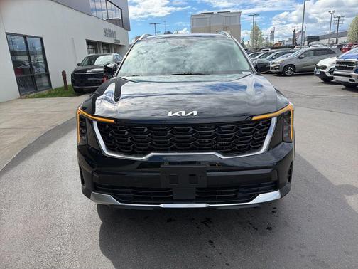 Aurora Black Pearl 2026 Kia Sorento Hybrid EX