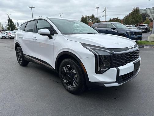 2026 Kia Sportage LX