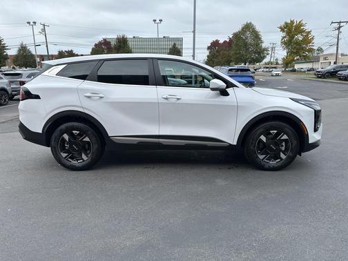 2026 Kia Sportage LX