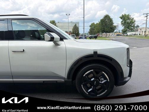 Ivory 2027 Kia Telluride EX