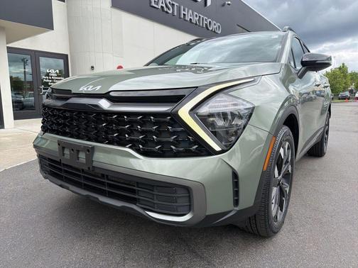 Jungle Green 2023 Kia Sportage X-Line