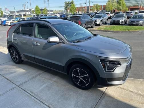 2023 Kia Niro EX
