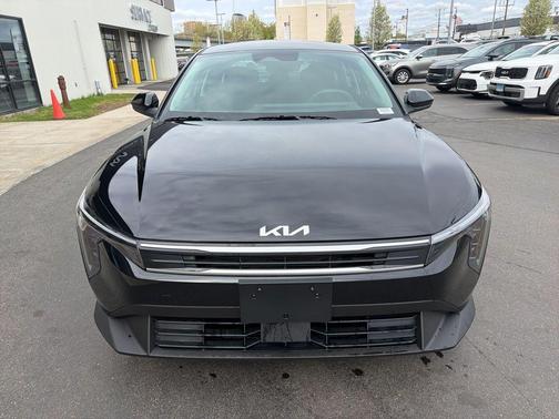 Black 2026 Kia K4 LXS