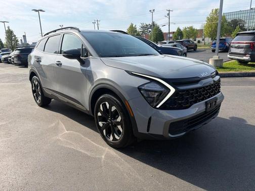 Wolf Gray 2023 Kia Sportage X-Line