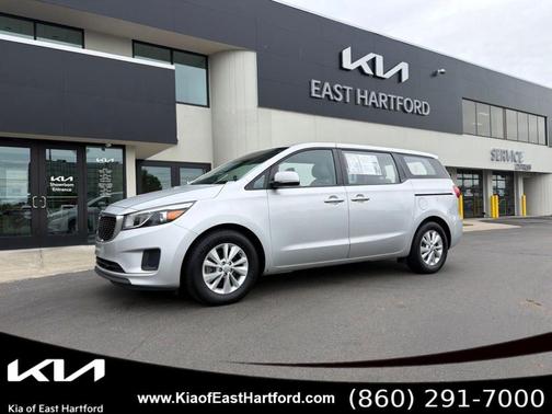 Silky Silver 2018 Kia Sedona L