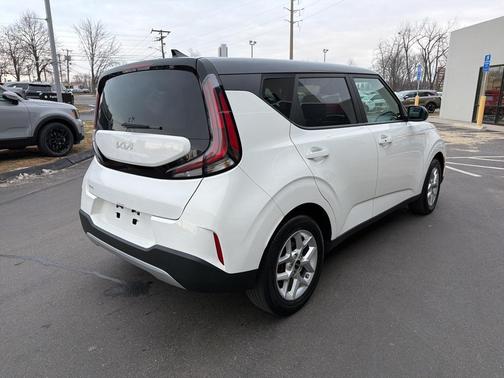 2023 Kia Soul S