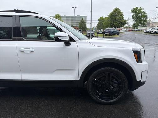 Glacial White Pearl 2025 Kia Telluride SX-Prestige X-Line