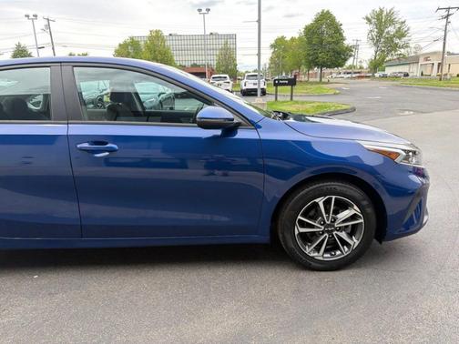 Deep Sea Blue 2023 Kia Forte LXS