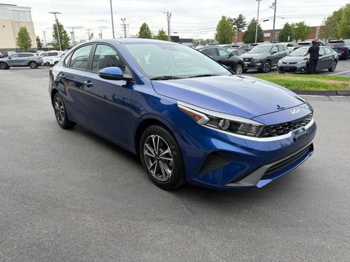 Deep Sea Blue 2023 Kia Forte LXS