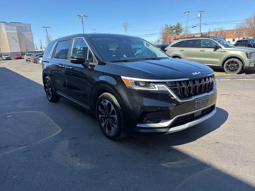 2024 Kia Carnival EX