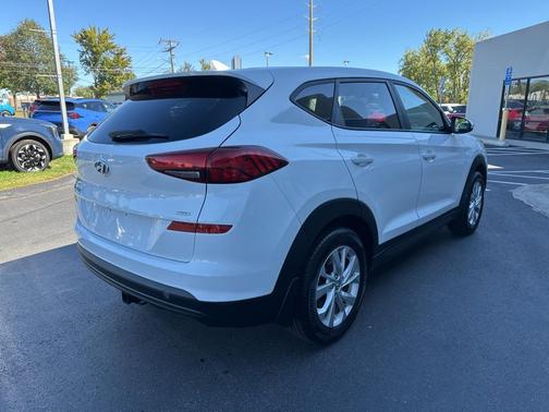 2019 Hyundai TUCSON SE