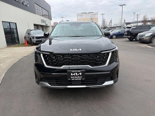 Ebony Black 2025 Kia Sorento S