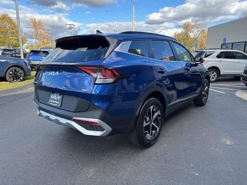 2025 Kia Sportage EX