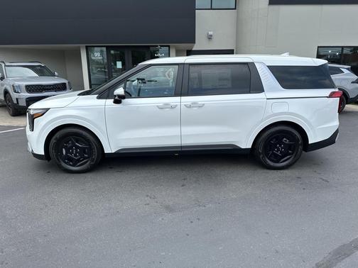 2026 Kia Carnival LX