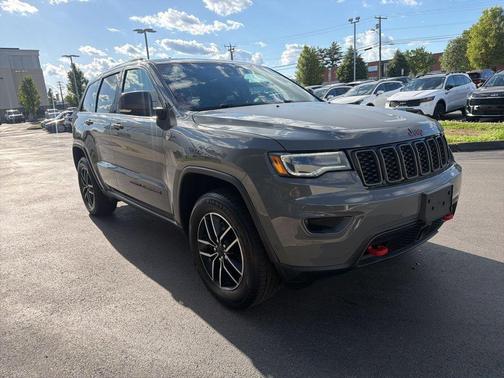 Sting Gray Clearcoat 2021 Jeep Grand Cherokee Trailhawk