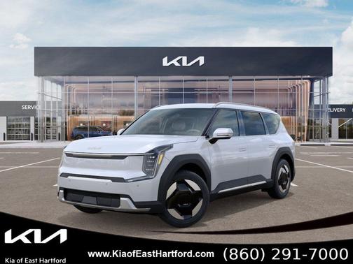 Glacial White Pearl 2026 Kia EV9 Wind