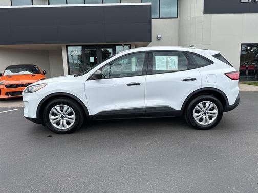 2022 Ford Escape S