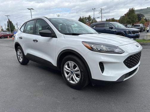 2022 Ford Escape S