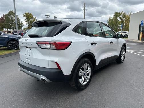 2022 Ford Escape S