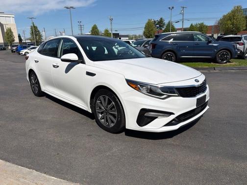 Snow White Pearl 2019 Kia Optima EX