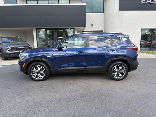Dark Ocean Blue 2023 Kia Seltos EX