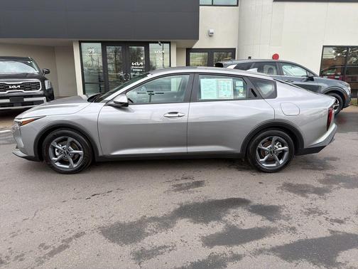 Steel Gray 2025 Kia K4