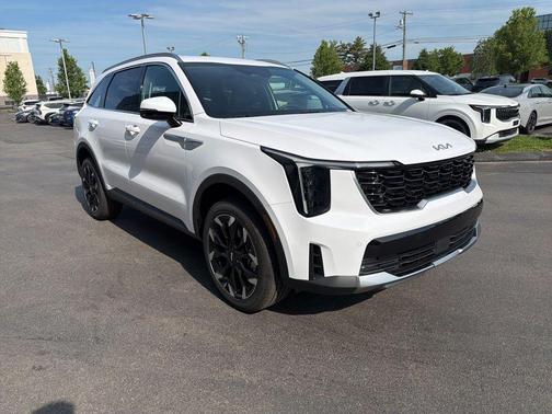 White 2026 Kia Sorento EX