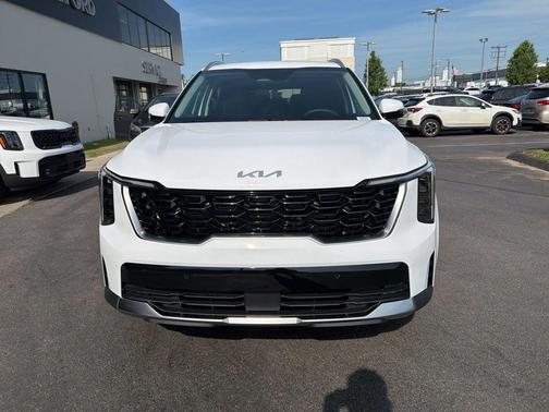 White 2026 Kia Sorento EX