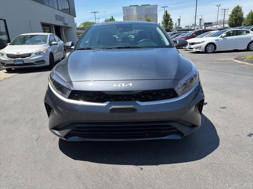 Gravity Gray 2024 Kia Forte LX