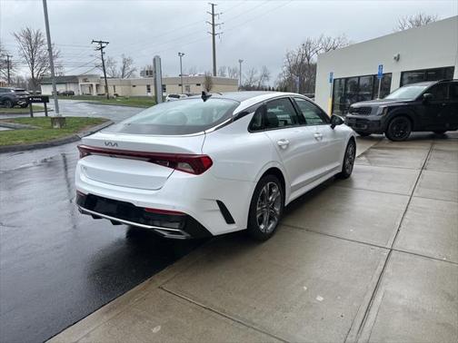 2023 Kia K5 EX