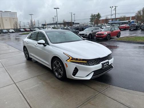 2023 Kia K5 EX