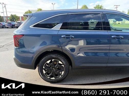 Midnight Black 2026 Kia Sorento S