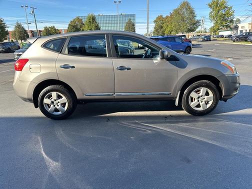 2012 Nissan Rogue S
