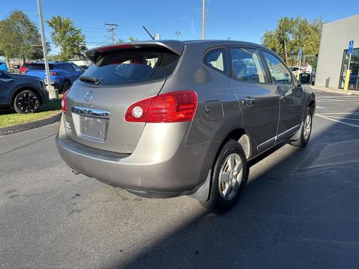 2012 Nissan Rogue S