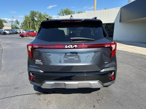 2025 Kia Seltos S