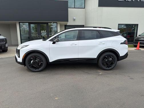 White 2026 Kia Sportage X-Line