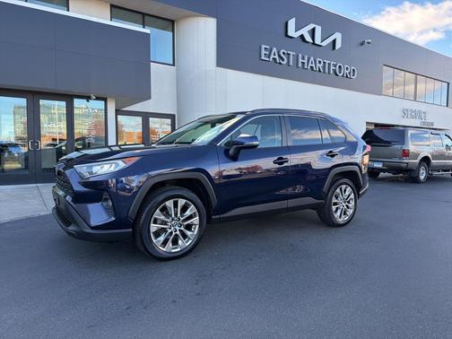 2019 Toyota RAV4 XLE Premium