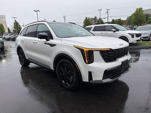 Snow White Pearl 2026 Kia Sorento Hybrid X-LINE SX PRESTIGE