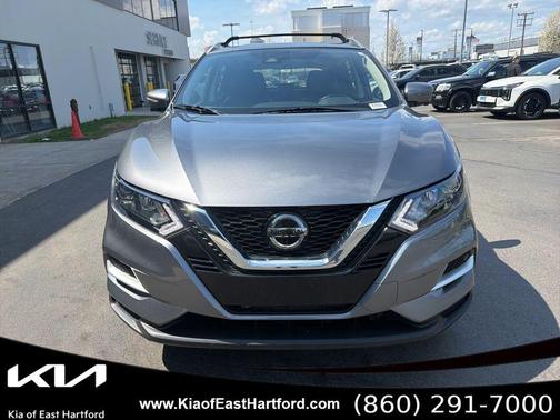 Gun Metallic 2022 Nissan Rogue Sport SL
