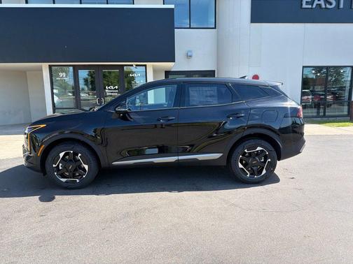 Black 2026 Kia Sportage Hybrid S