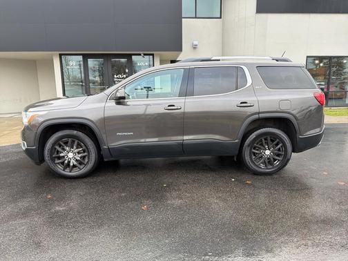 2019 GMC Acadia SLT-1