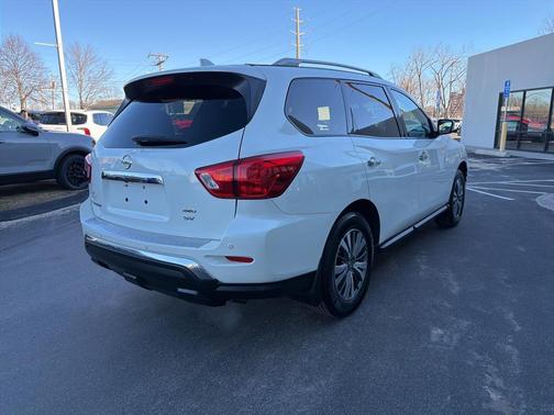 2020 Nissan Pathfinder SV 4WD