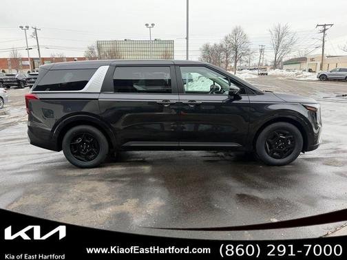 Metal 2026 Kia Carnival LX