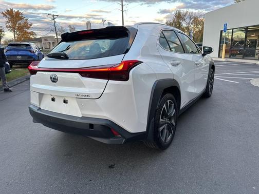 2020 Lexus UX 250h Base