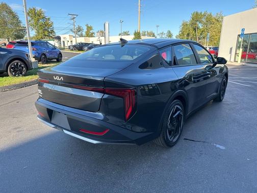 2025 Kia K4 EX