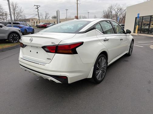 2023 Nissan Altima 2.5 SL