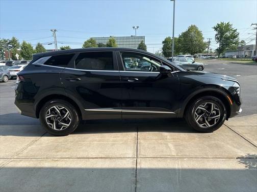 2025 Kia Sportage LX