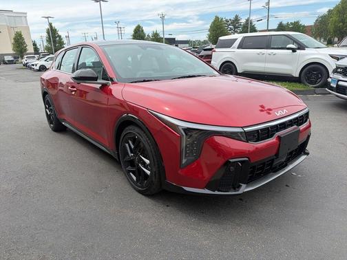 Currant Red 2026 Kia K4 GT-LINE