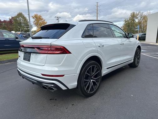 2023 Audi SQ8 4.0T Prestige