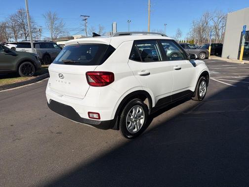 2020 Hyundai VENUE SEL